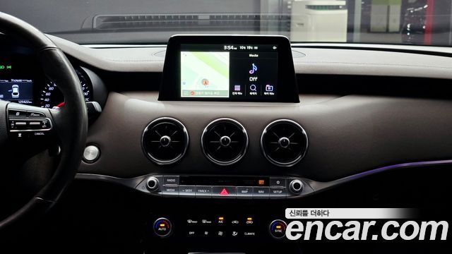 Kia Stinger 2019 — photo 14
