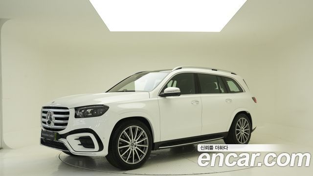 Mercedes-Benz GLS-Class 2026 — photo 1