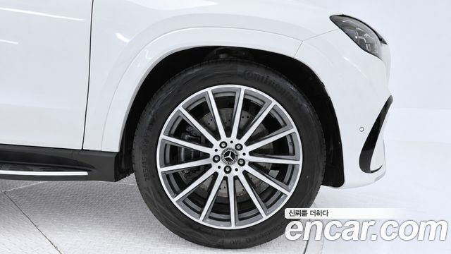 Mercedes-Benz GLS-Class 2026 — photo 5