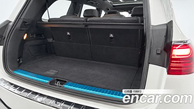 Mercedes-Benz GLS-Class 2026 — photo 11