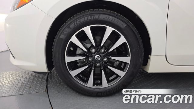 Nissan Altima 2018 — photo 5