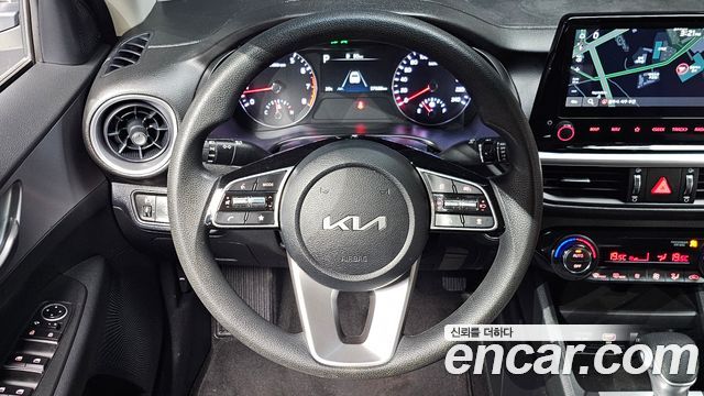 Kia K3 2022 — photo 21
