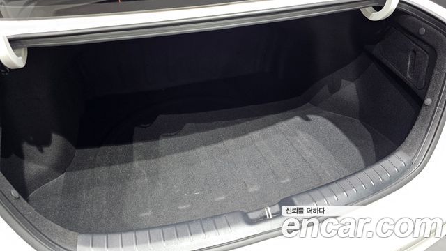 Kia K3 2022 — photo 31