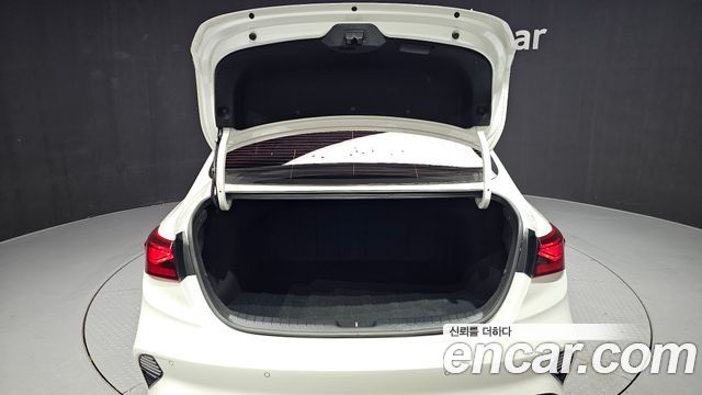 Kia K3 2022 — photo 32