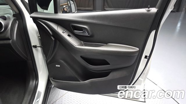 Chevrolet Korea Trax 2014 — photo 14