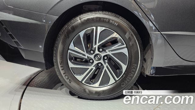 Hyundai Sonata 2025 — photo 5