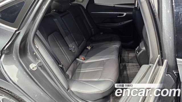 Hyundai Sonata 2025 — photo 17