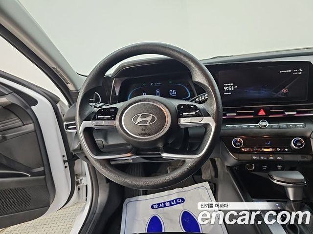 Hyundai AVANTE 2024 — photo 9