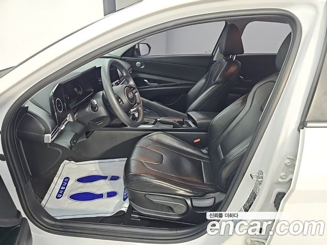 Hyundai AVANTE 2024 — photo 11