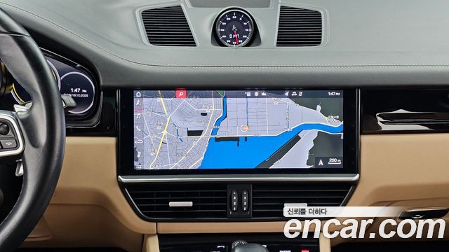Porsche Cayenne 2020 — photo 20