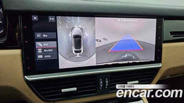 Porsche Cayenne 2020 — photo 21