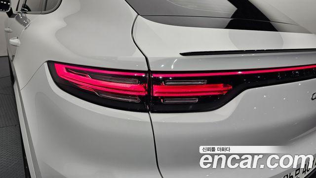 Porsche Cayenne 2020 — photo 9