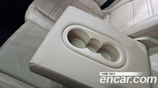 Porsche Cayenne 2020 — photo 27