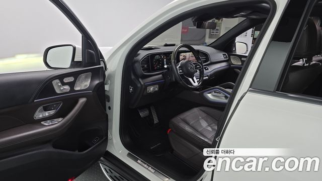 Mercedes-Benz GLS-Class 2022 — photo 13