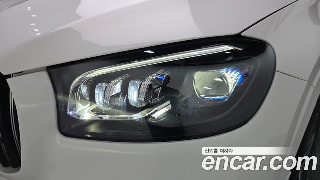 Mercedes-Benz GLS-Class 2022 — photo 8