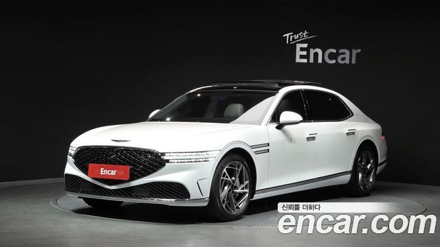 Genesis G90 2023 — photo 1