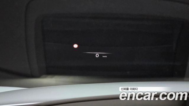 Genesis G90 2023 — photo 17