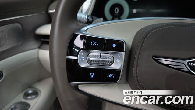 Genesis G90 2023 — photo 18