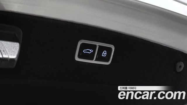 Genesis G90 2023 — photo 20