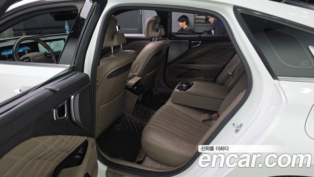 Kia K8 2022 — photo 11