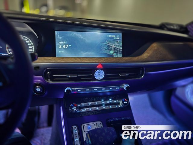 Genesis G90 2019 — photo 13