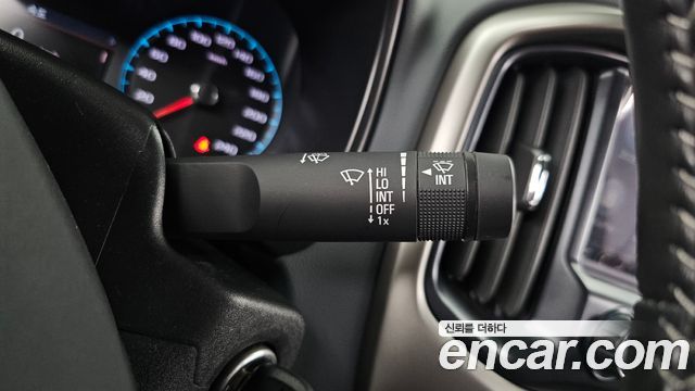 Chevrolet Korea Colorado 2022 — photo 28