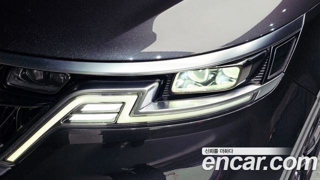 Kia Canival 2021 — photo 8