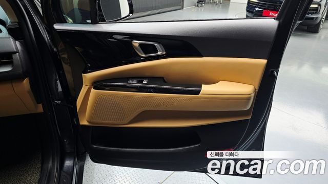 Kia Canival 2021 — photo 15