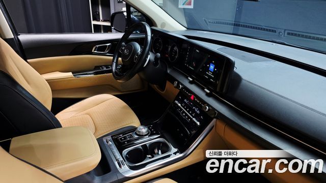 Kia Canival 2021 — photo 28