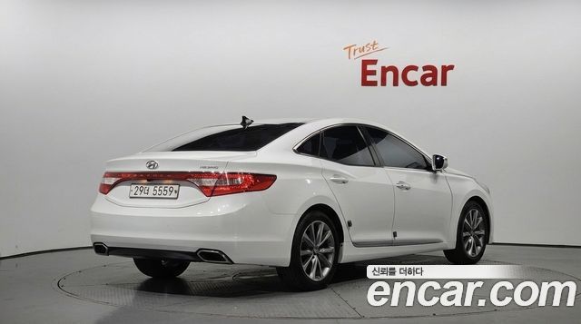 Hyundai Grandeur 2015 — photo 2
