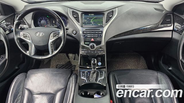 Hyundai Grandeur 2015 — photo 10