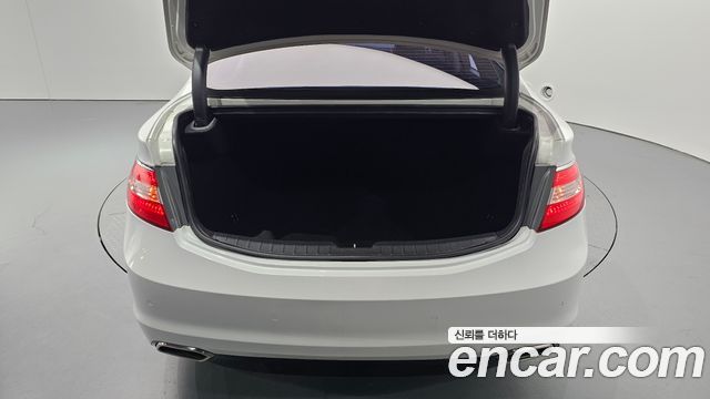 Hyundai Grandeur 2015 — photo 24