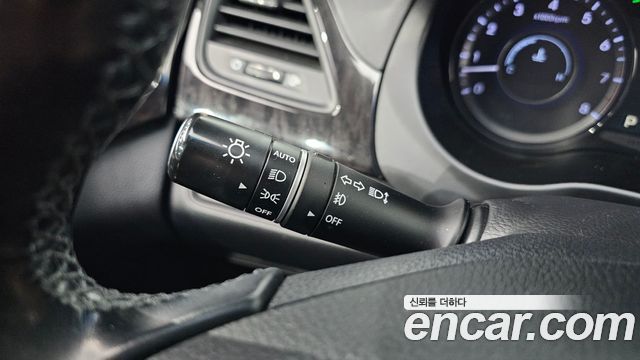 Hyundai Grandeur 2015 — photo 32
