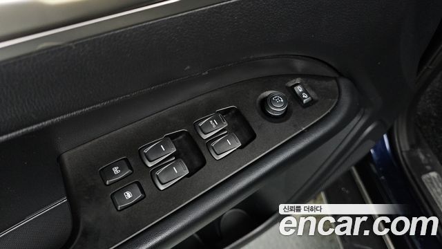 KG Mobility Rexton 2019 — photo 22