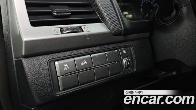 KG Mobility Rexton 2019 — photo 23