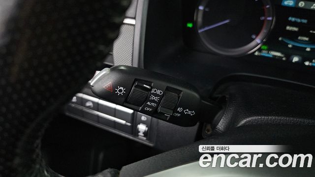 KG Mobility Rexton 2019 — photo 29