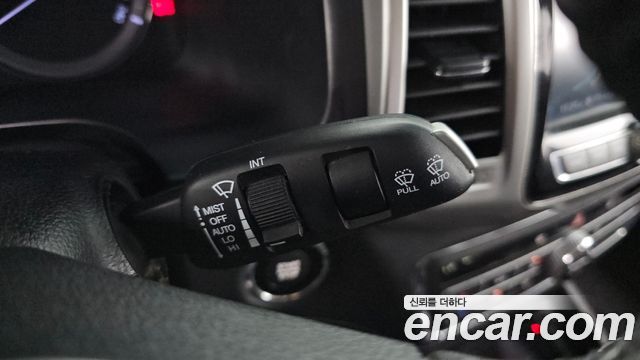 KG Mobility Rexton 2019 — photo 32
