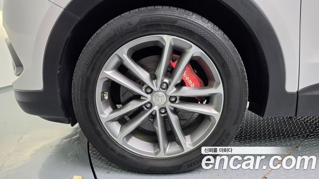 Hyundai Santafe 2016 — photo 5