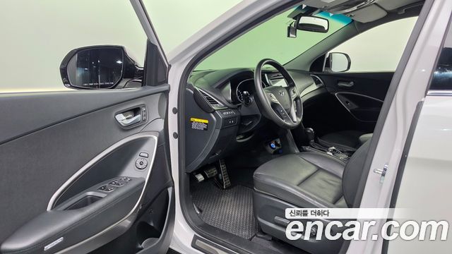 Hyundai Santafe 2016 — photo 10