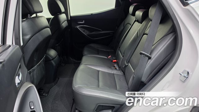 Hyundai Santafe 2016 — photo 11