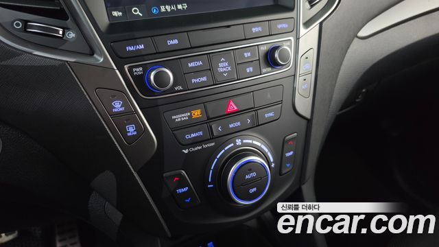 Hyundai Santafe 2016 — photo 14