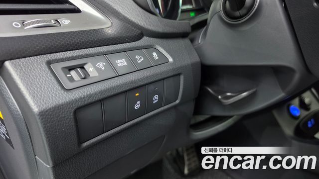 Hyundai Santafe 2016 — photo 18