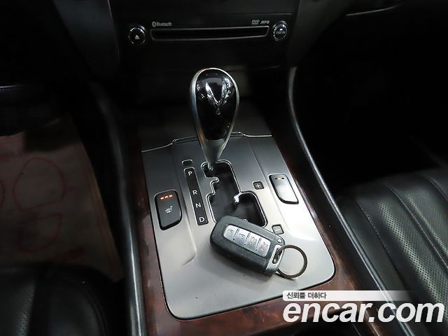 Hyundai Equus 2010 — photo 9