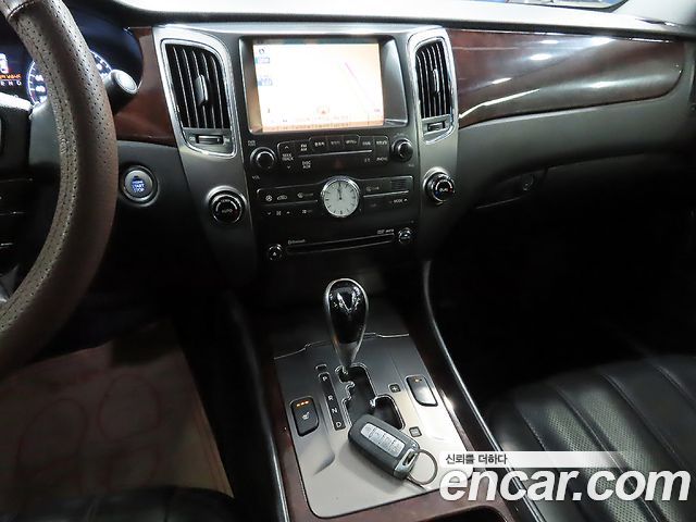 Hyundai Equus 2010 — photo 12