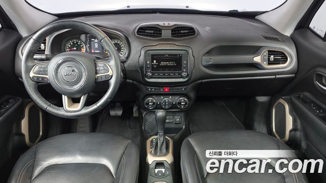 Jeep Renegade 2017 — photo 10