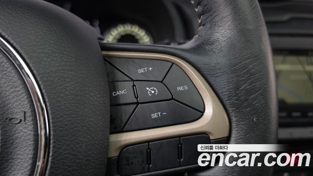 Jeep Renegade 2017 — photo 22