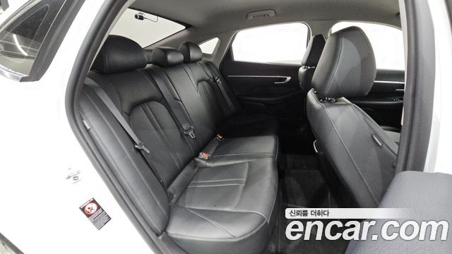 Hyundai Sonata 2020 — photo 11