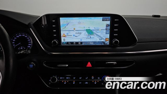 Hyundai Sonata 2020 — photo 13