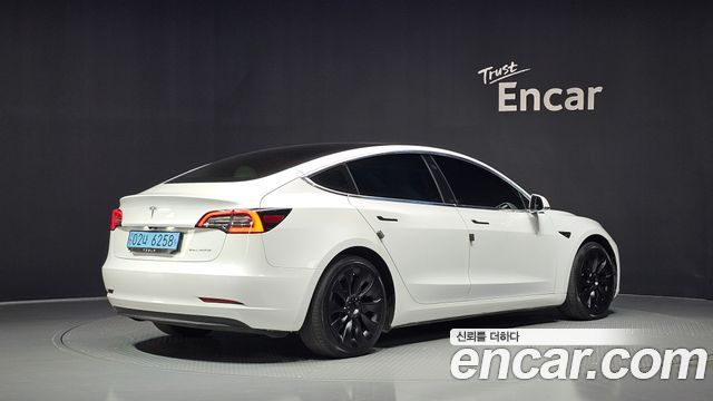 Tesla Model 3 2020 — photo 2