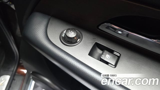 KG Mobility Rexton 2014 — photo 25